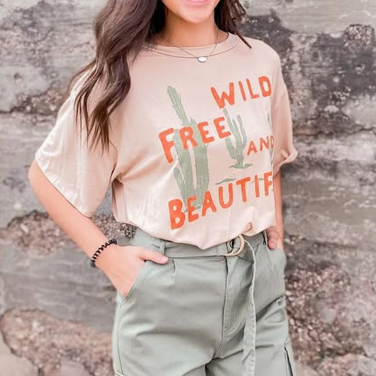 T-shirt z Nadrukiem "Wild and Free"